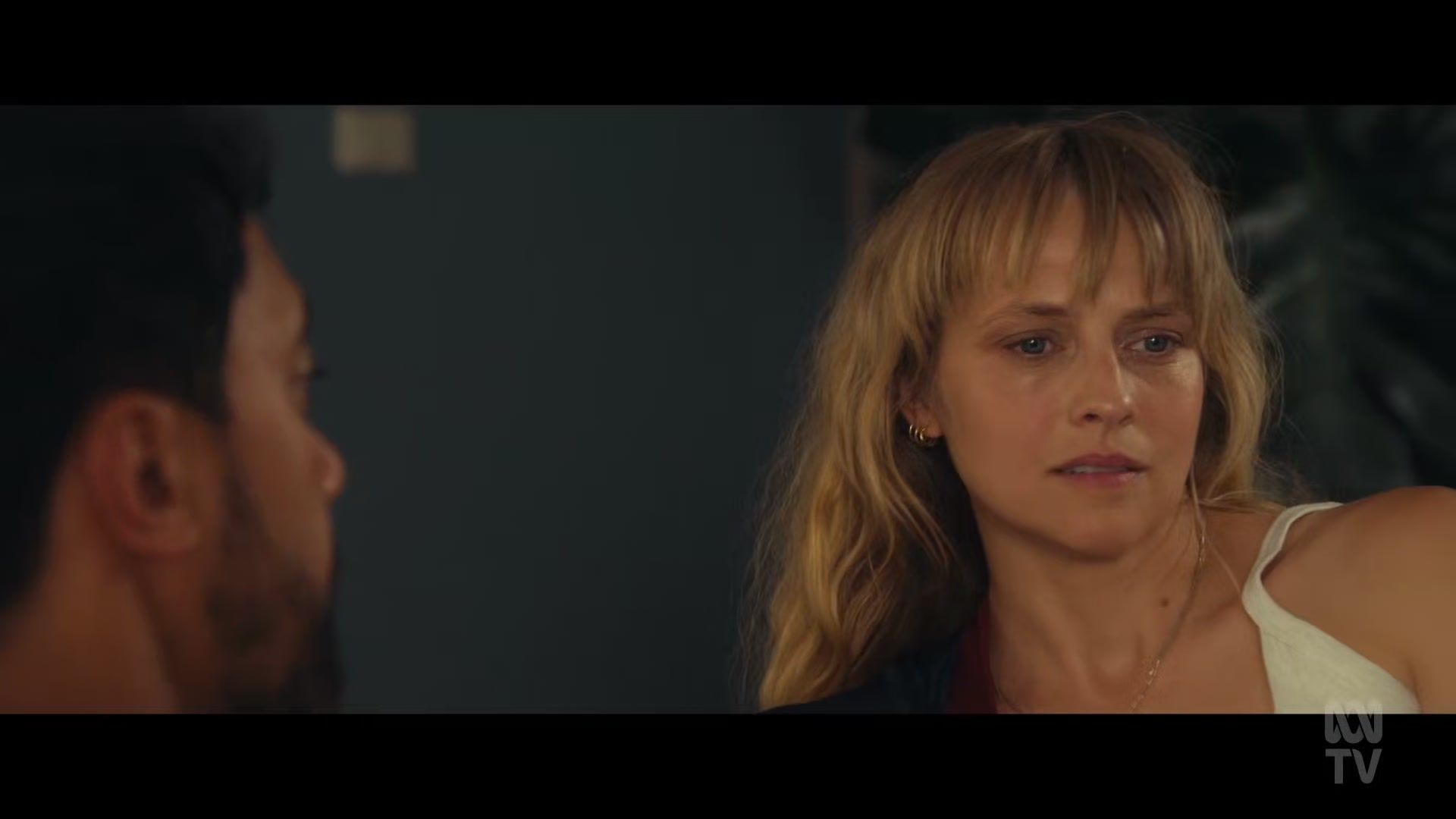 adoringteresap_thefamilynextdoor_1x04_0062.jpg adoringteresap_thefamilynextdoor_1x04_0062.jpg