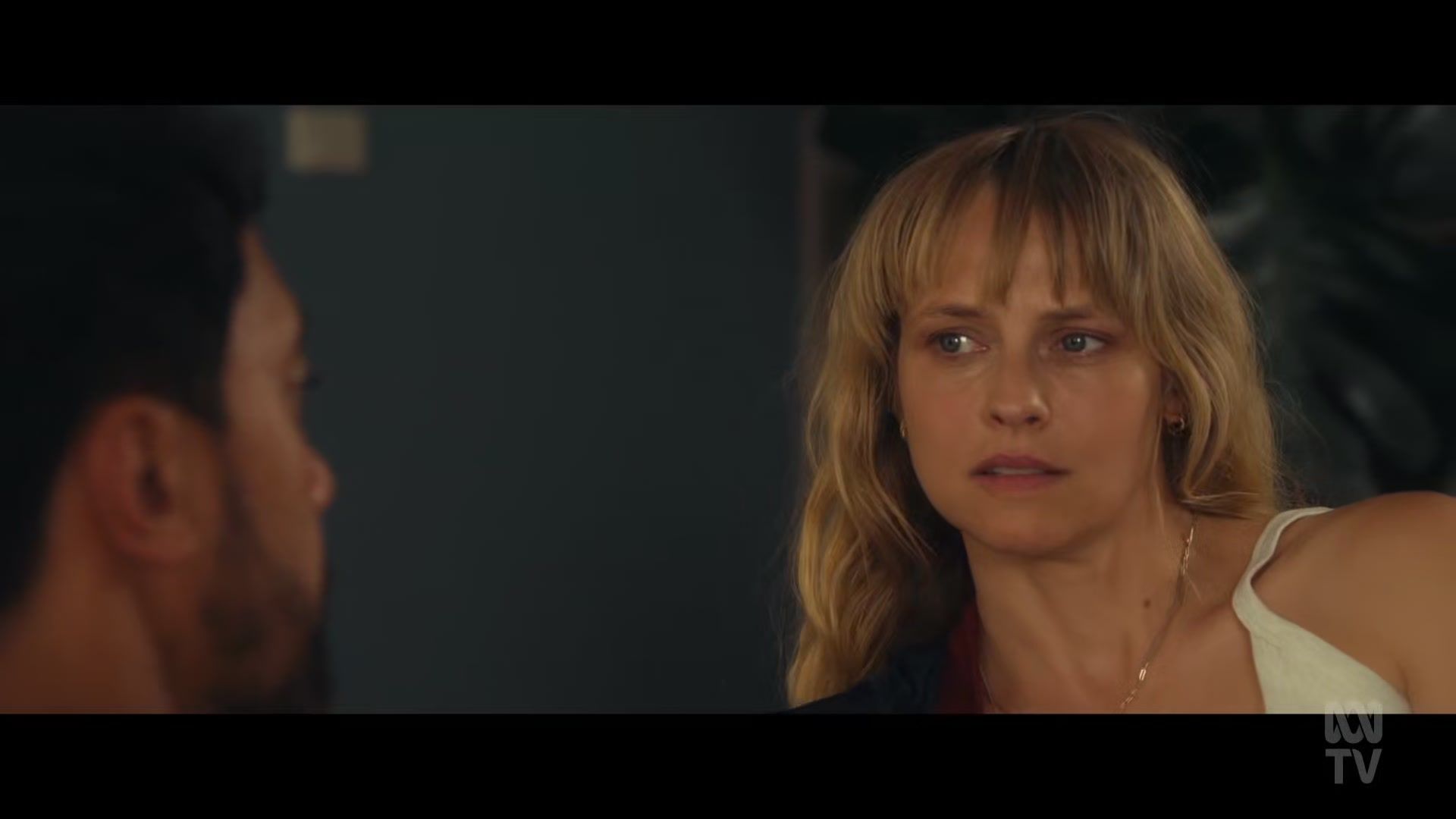 adoringteresap_thefamilynextdoor_1x04_0063.jpg adoringteresap_thefamilynextdoor_1x04_0063.jpg