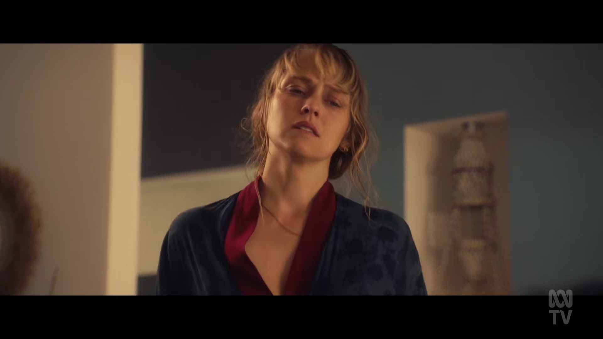 adoringteresap_thefamilynextdoor_1x04_0080.jpg