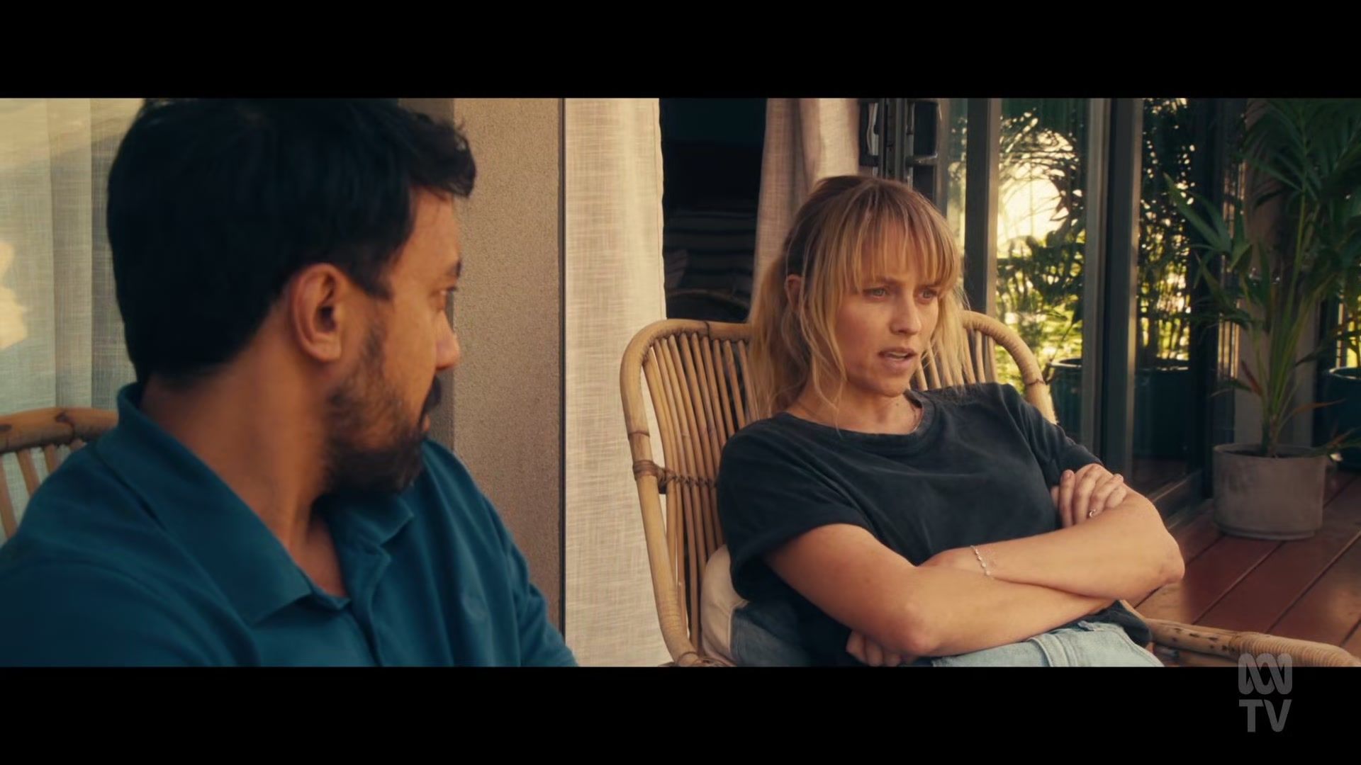 adoringteresap_thefamilynextdoor_1x04_0119.jpg adoringteresap_thefamilynextdoor_1x04_0119.jpg
