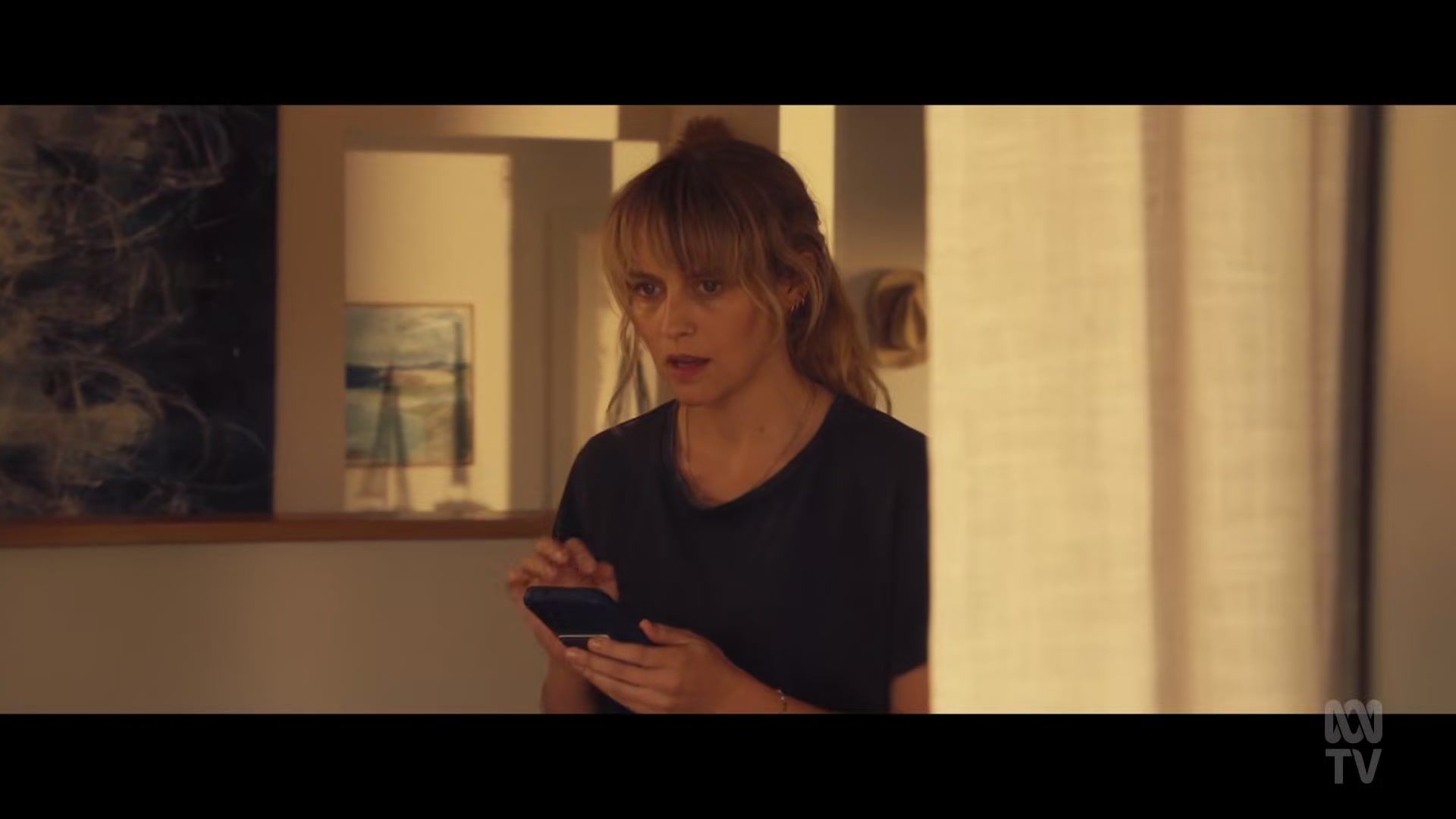 adoringteresap_thefamilynextdoor_1x04_0376.jpg adoringteresap_thefamilynextdoor_1x04_0376.jpg
