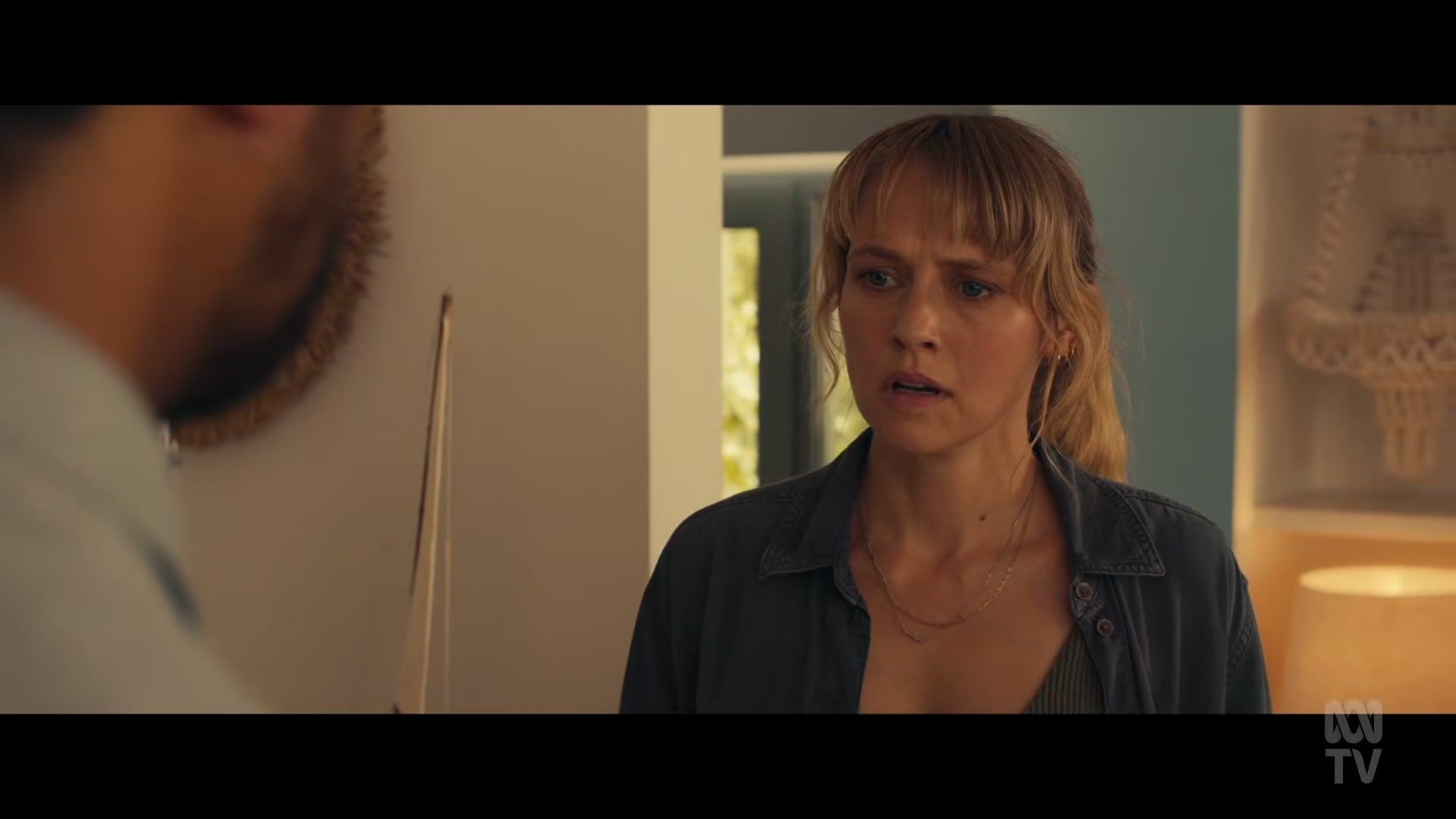 adoringteresap_thefamilynextdoor_1x04_0593.jpg adoringteresap_thefamilynextdoor_1x04_0593.jpg