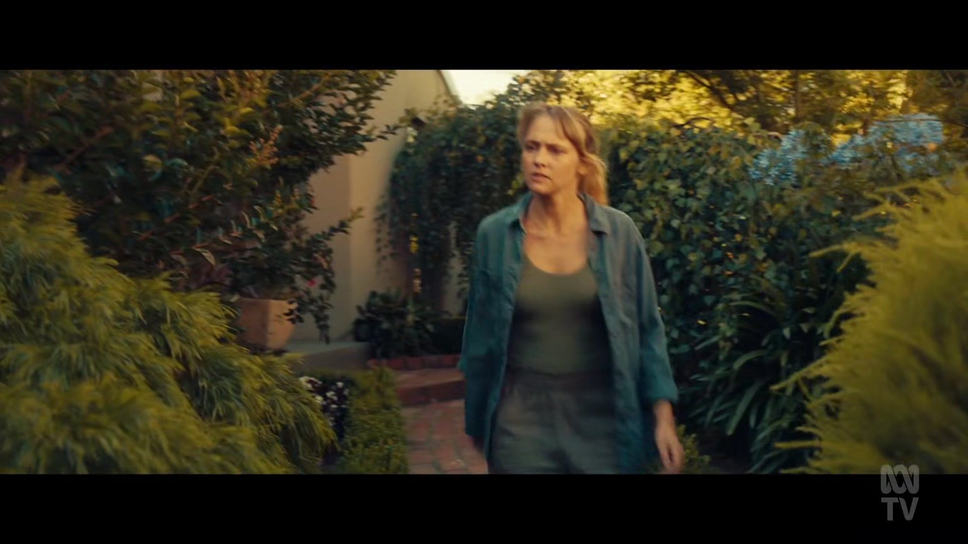 adoringteresap_thefamilynextdoor_1x04_0609.jpg adoringteresap_thefamilynextdoor_1x04_0609.jpg