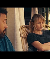 adoringteresap_thefamilynextdoor_1x04_0105.jpg