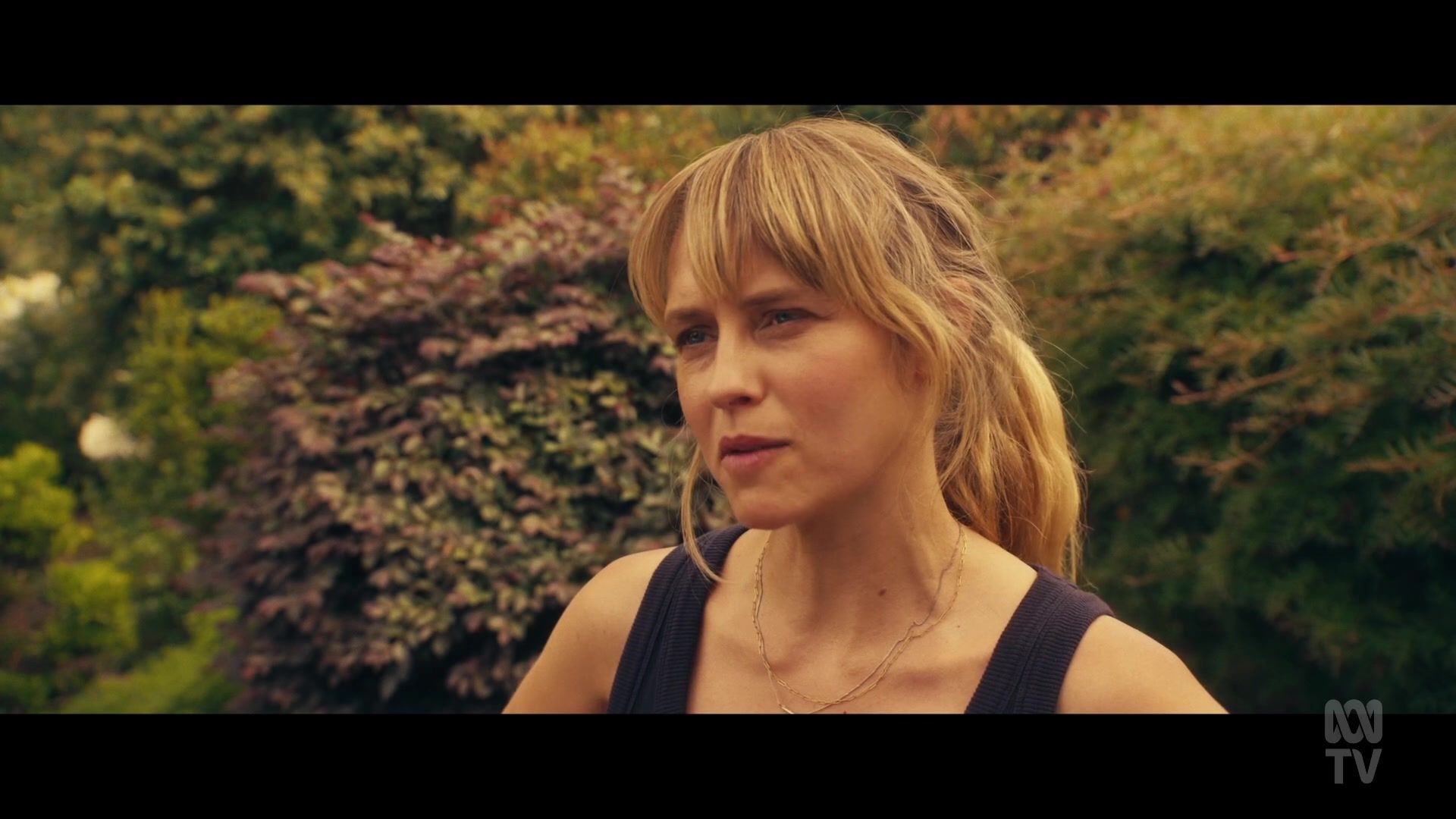 adoringteresap_thefamilynextdoor_1x05_0047.jpg adoringteresap_thefamilynextdoor_1x05_0047.jpg