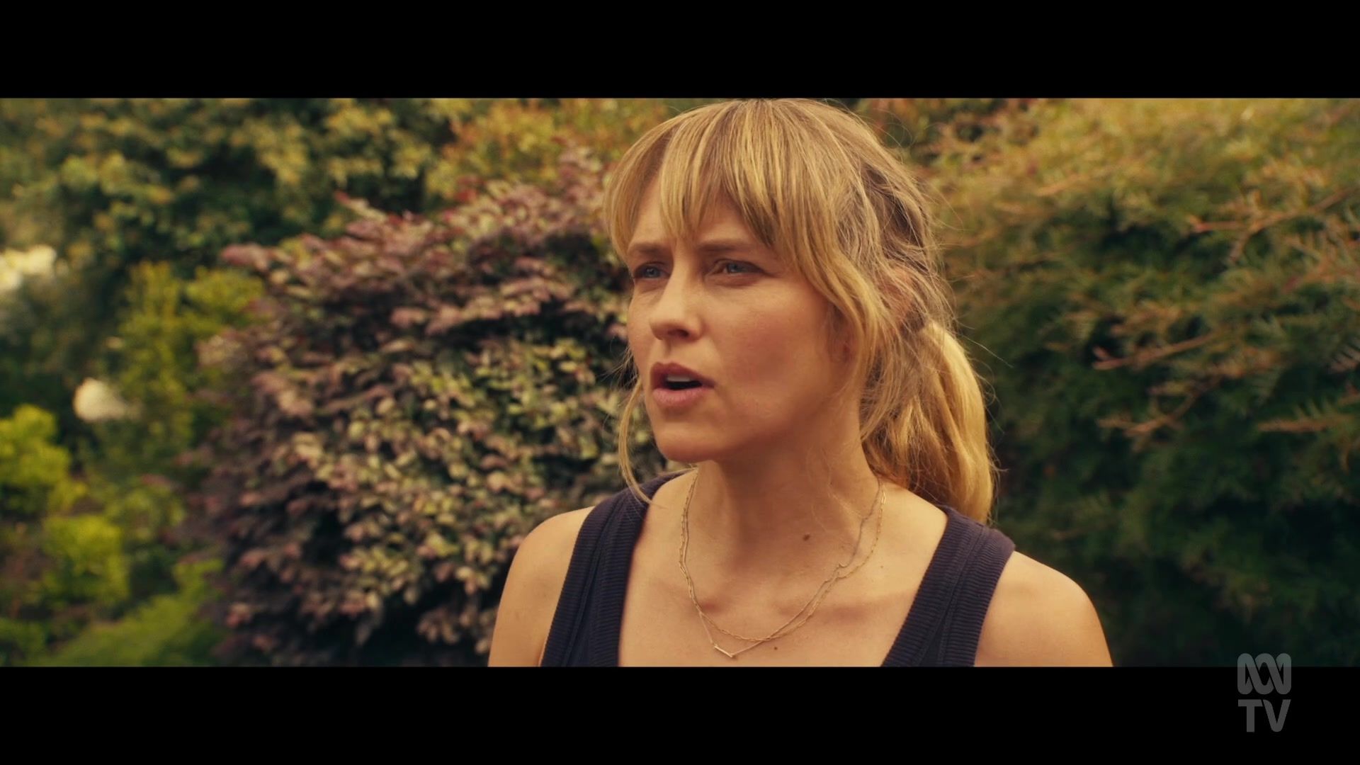 adoringteresap_thefamilynextdoor_1x05_0052.jpg