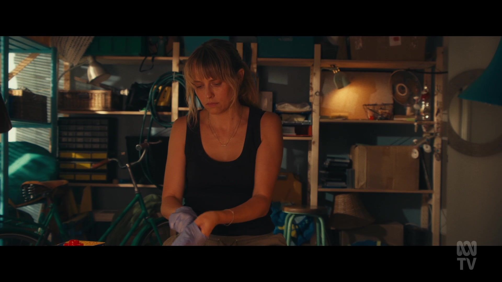 adoringteresap_thefamilynextdoor_1x05_0067.jpg adoringteresap_thefamilynextdoor_1x05_0067.jpg