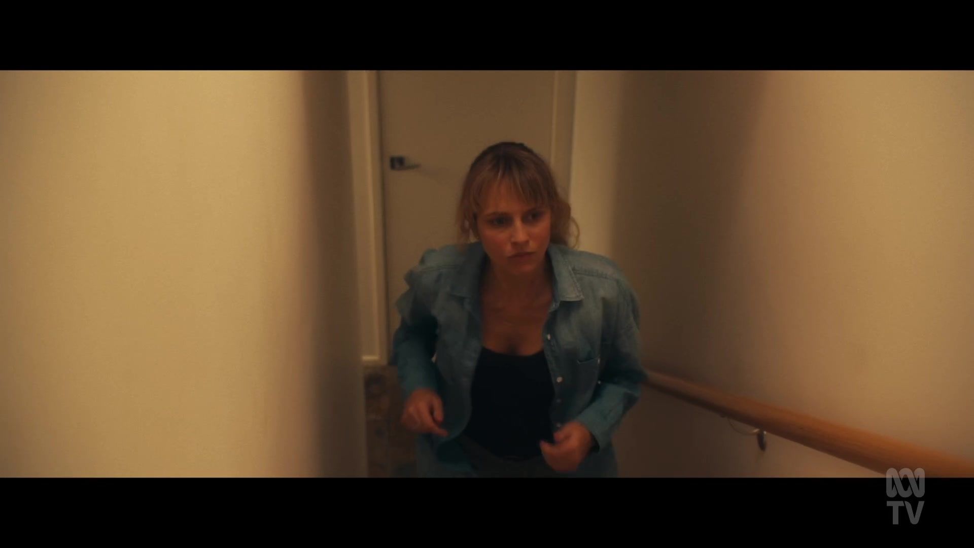 adoringteresap_thefamilynextdoor_1x05_0091.jpg adoringteresap_thefamilynextdoor_1x05_0091.jpg