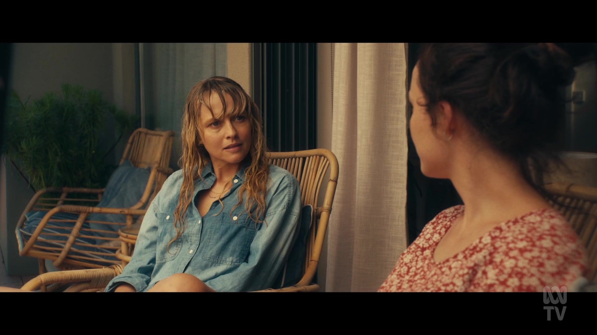 adoringteresap_thefamilynextdoor_1x05_0317.jpg adoringteresap_thefamilynextdoor_1x05_0317.jpg