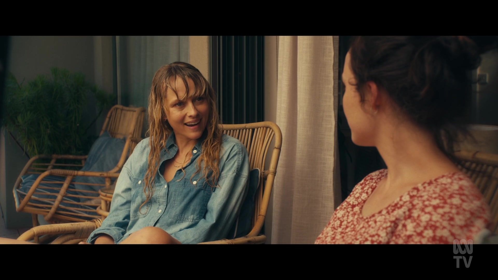 adoringteresap_thefamilynextdoor_1x05_0319.jpg adoringteresap_thefamilynextdoor_1x05_0319.jpg
