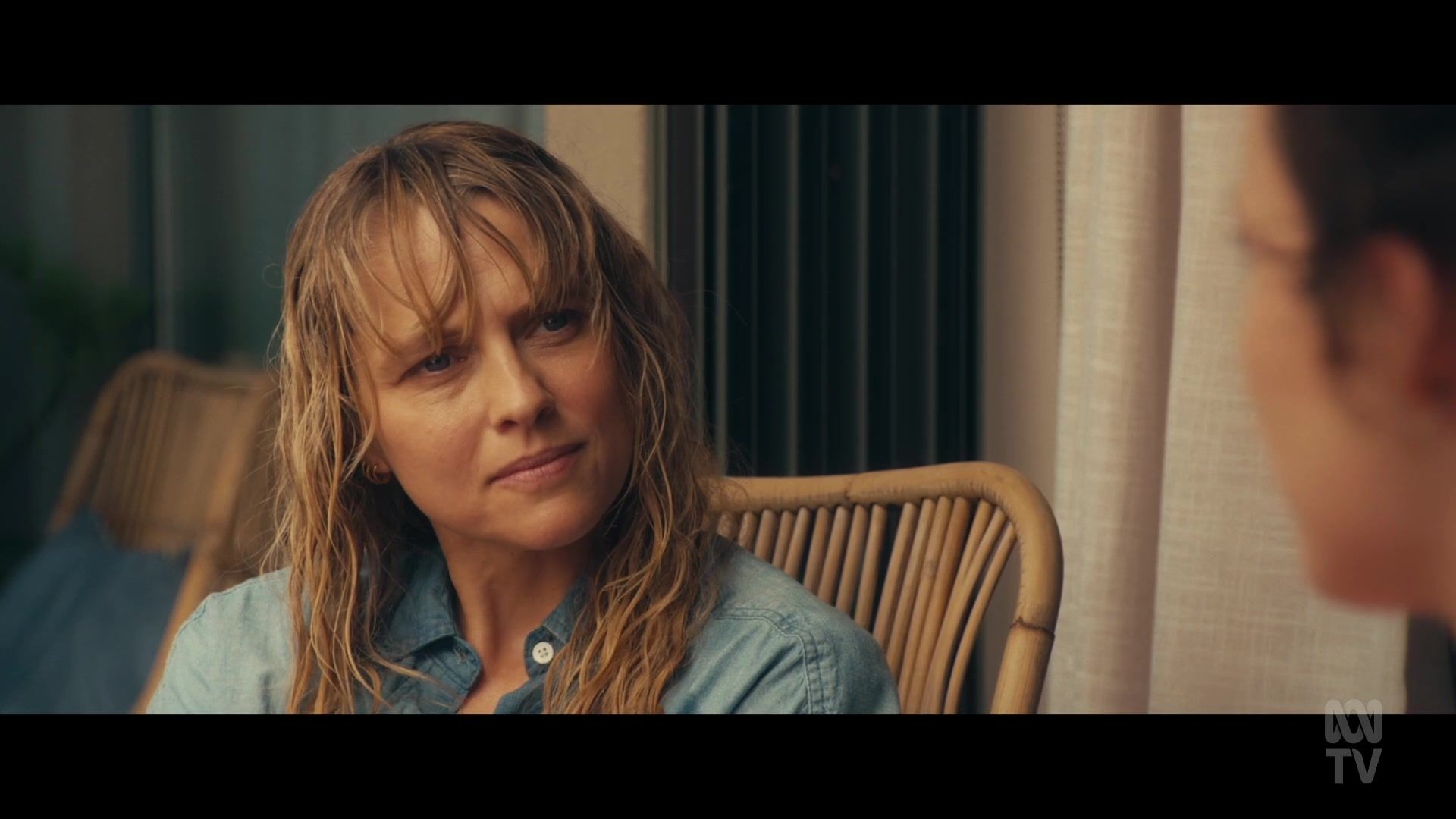 adoringteresap_thefamilynextdoor_1x05_0349.jpg adoringteresap_thefamilynextdoor_1x05_0349.jpg