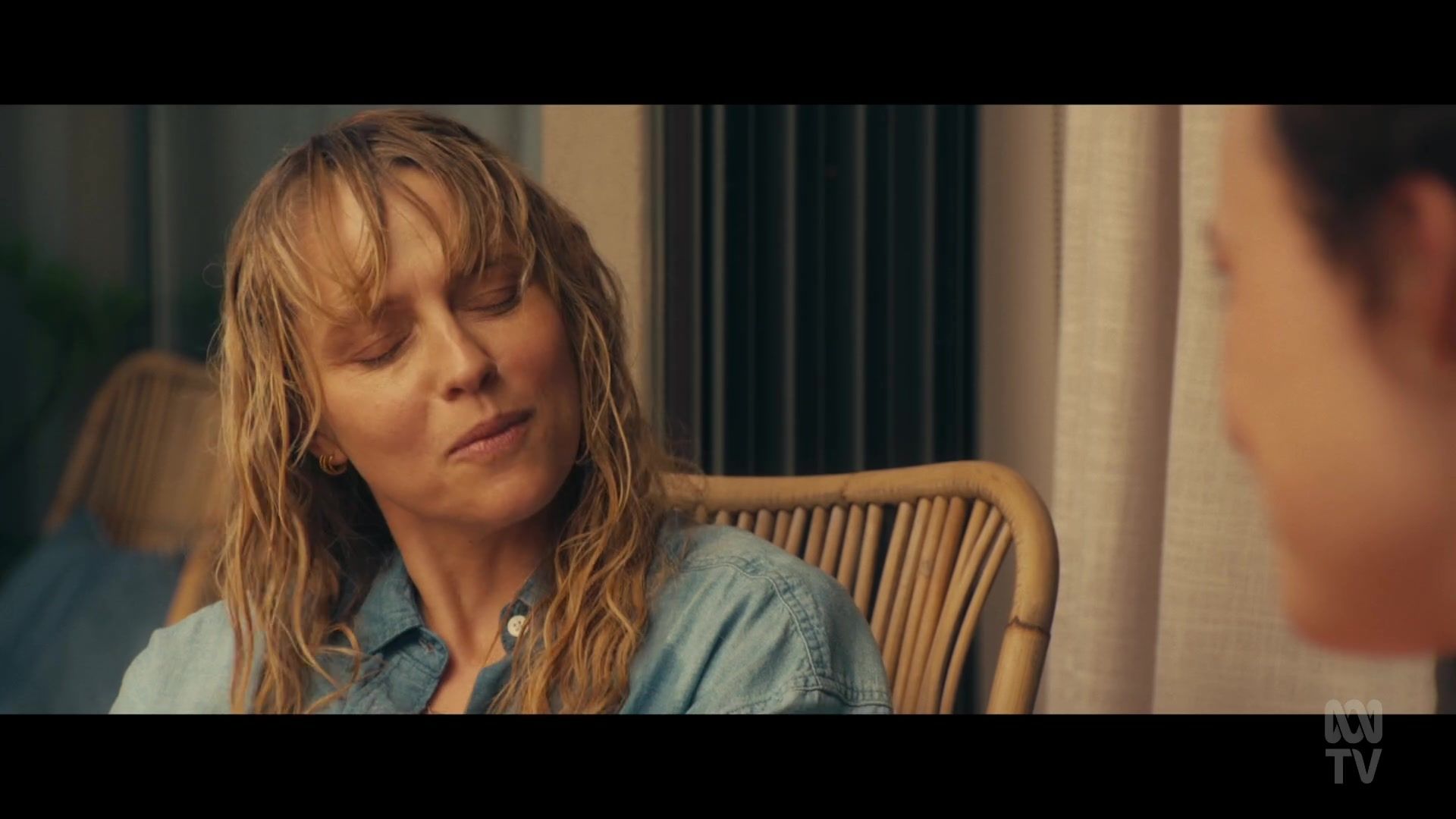 adoringteresap_thefamilynextdoor_1x05_0361.jpg adoringteresap_thefamilynextdoor_1x05_0361.jpg