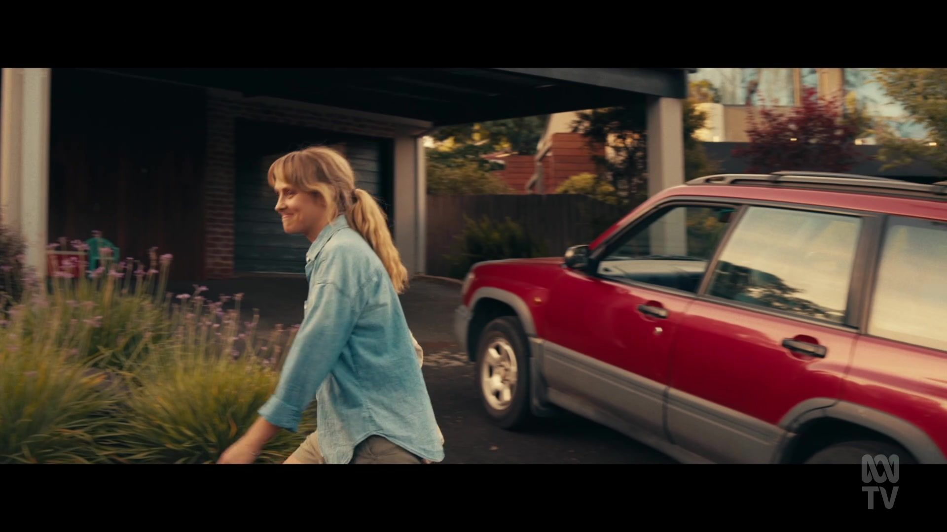 adoringteresap_thefamilynextdoor_1x05_0378.jpg adoringteresap_thefamilynextdoor_1x05_0378.jpg
