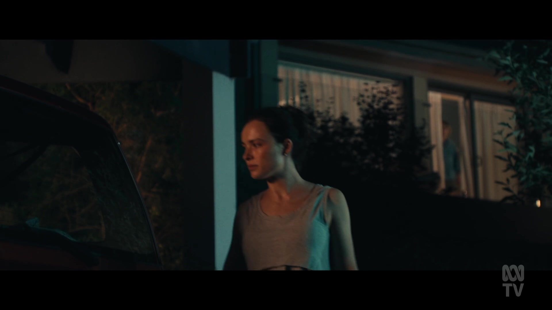 adoringteresap_thefamilynextdoor_1x05_0560.jpg adoringteresap_thefamilynextdoor_1x05_0560.jpg