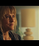 adoringteresap_thefamilynextdoor_1x06_caps_0050.jpg