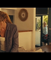 adoringteresap_thefamilynextdoor_1x06_caps_0094.jpg