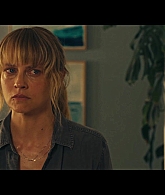 adoringteresap_thefamilynextdoor_1x06_caps_0138.jpg