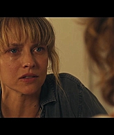 adoringteresap_thefamilynextdoor_1x06_caps_0151.jpg