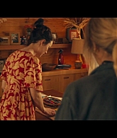 adoringteresap_thefamilynextdoor_1x06_caps_0438.jpg
