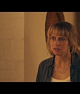adoringteresap_thefamilynextdoor_1x06_caps_0442.jpg