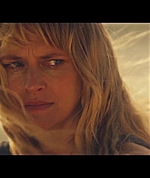 adoringteresap_thefamilynextdoor_1x06_caps_0598.jpg