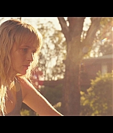 adoringteresap_thefamilynextdoor_1x06_caps_0641.jpg