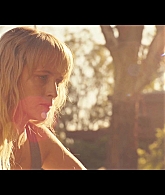 adoringteresap_thefamilynextdoor_1x06_caps_0644.jpg