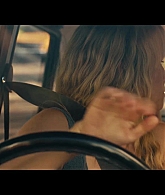 adoringteresap_thefamilynextdoor_1x06_caps_0650.jpg