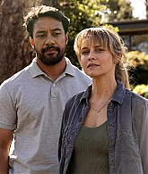 adoringteresap_thefamilynextdoor_stills_1x04_3.jpg