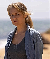 adoringteresap_thefamilynextdoor_stills_1x05_2.jpg