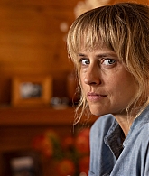 adoringteresap_thefamilynextdoor_stills_1x05_5.jpg