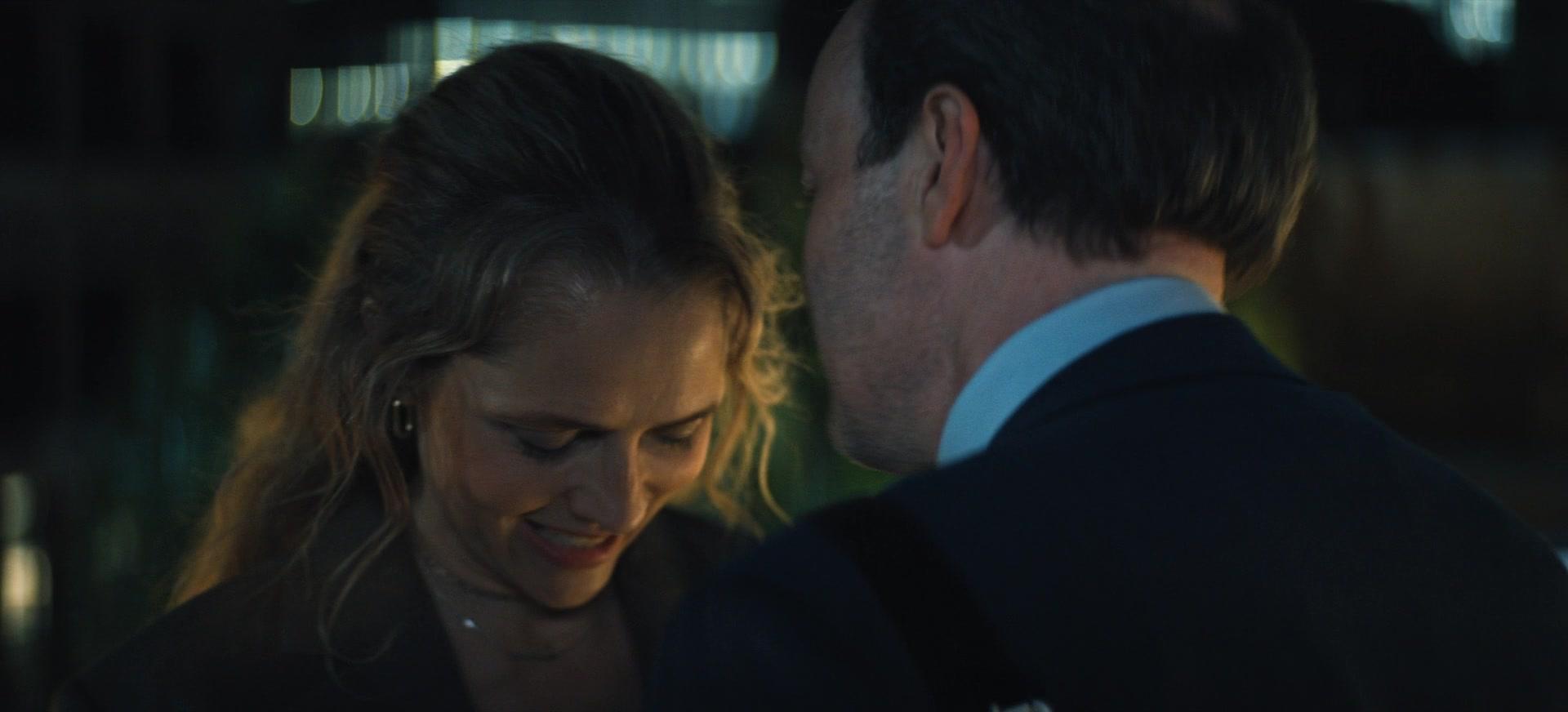The_Last_Anniversary_S01E01_1080p_1134.jpg The_Last_Anniversary_S01E01_1080p_1134.jpg