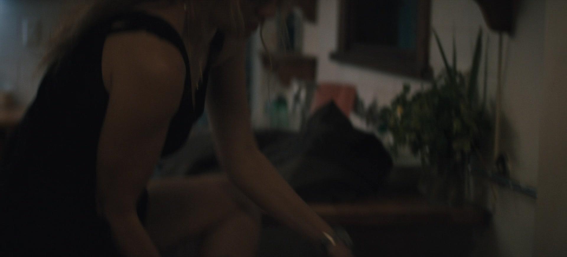 The_Last_Anniversary_S01E01_1080p_2236.jpg The_Last_Anniversary_S01E01_1080p_2236.jpg