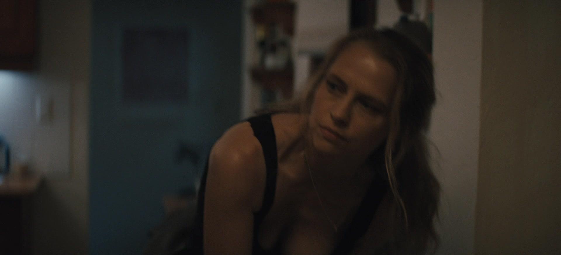 The_Last_Anniversary_S01E01_1080p_2242.jpg The_Last_Anniversary_S01E01_1080p_2242.jpg