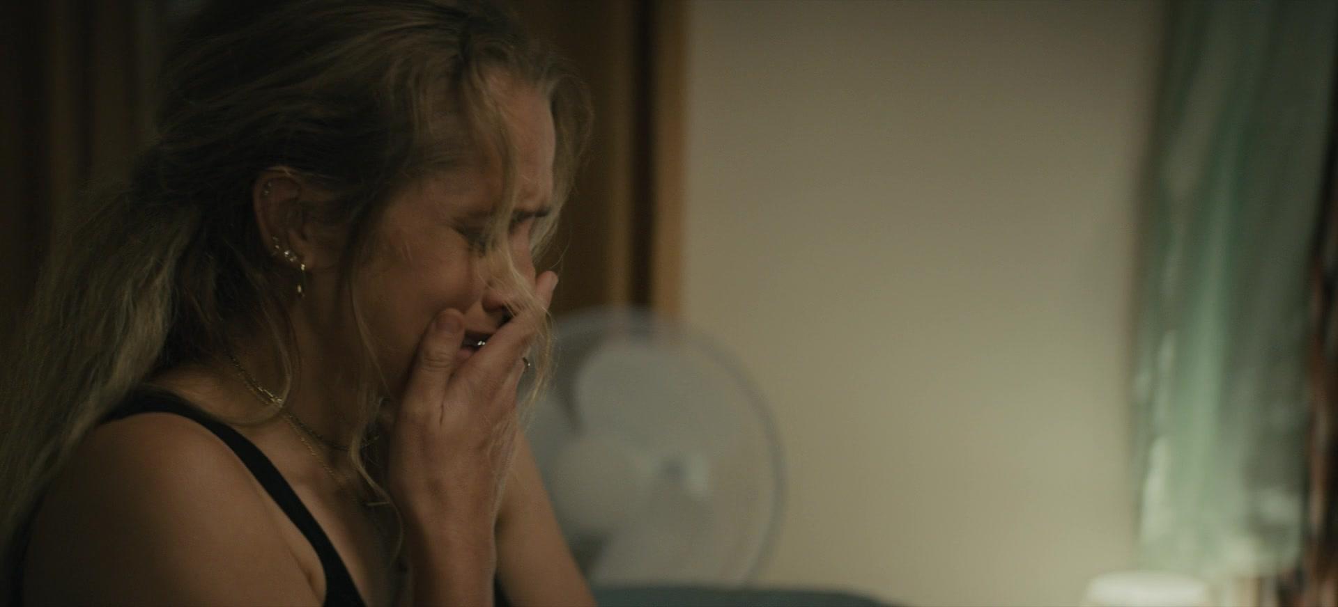 The_Last_Anniversary_S01E01_1080p_2353.jpg The_Last_Anniversary_S01E01_1080p_2353.jpg