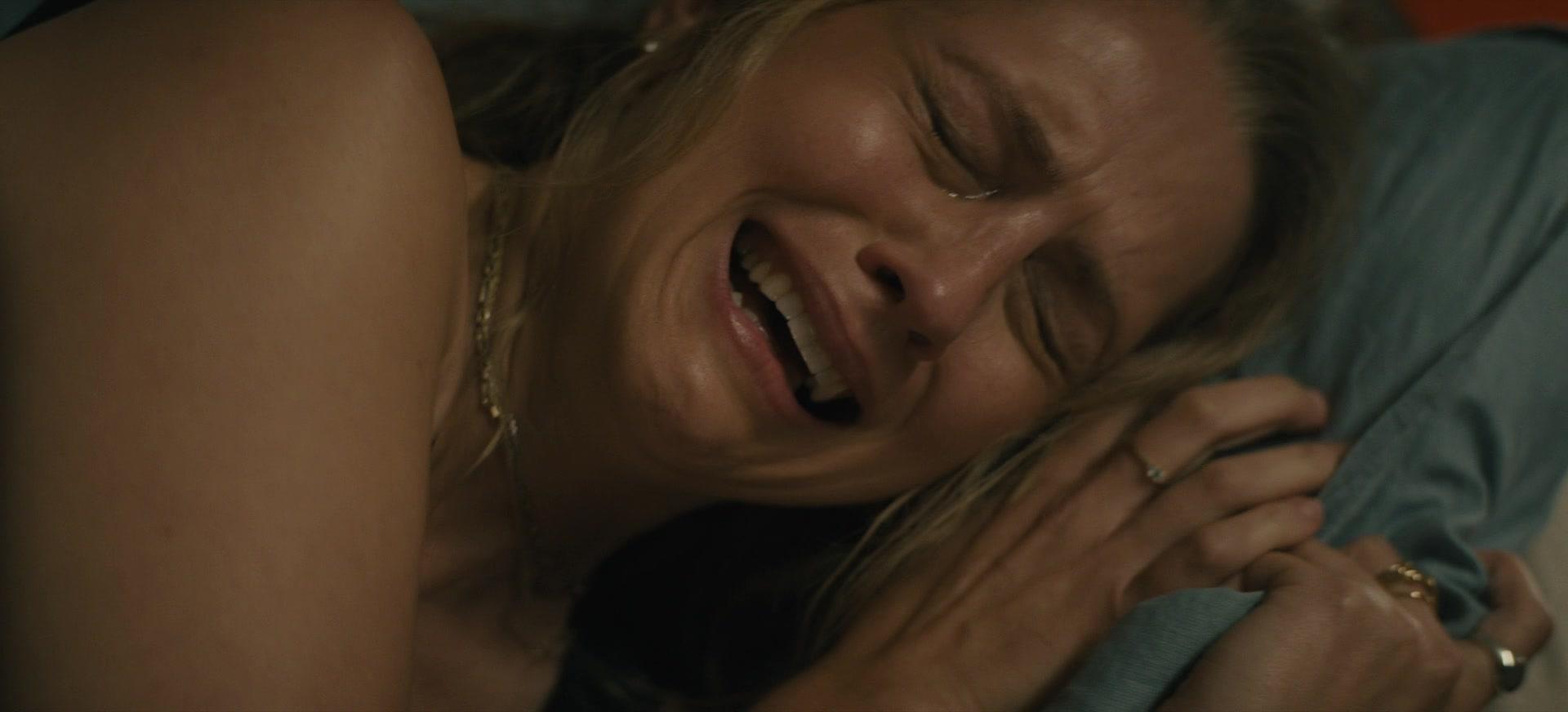 The_Last_Anniversary_S01E01_1080p_2391.jpg The_Last_Anniversary_S01E01_1080p_2391.jpg