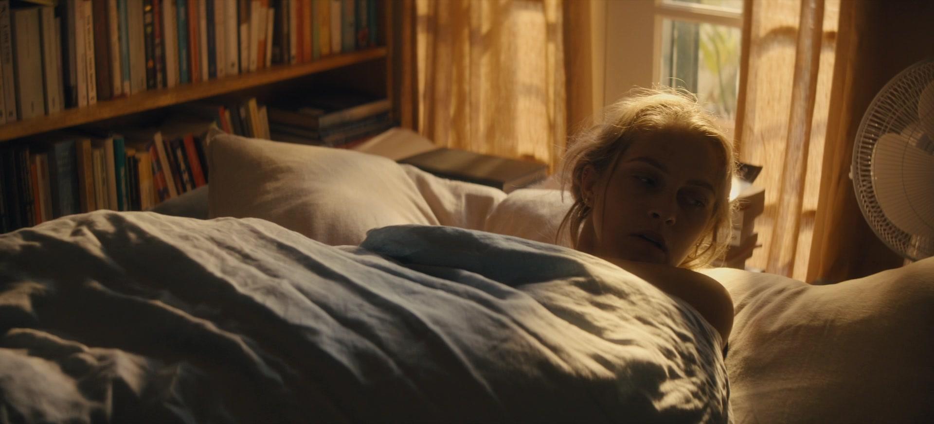 The_Last_Anniversary_S01E01_1080p_2629.jpg The_Last_Anniversary_S01E01_1080p_2629.jpg