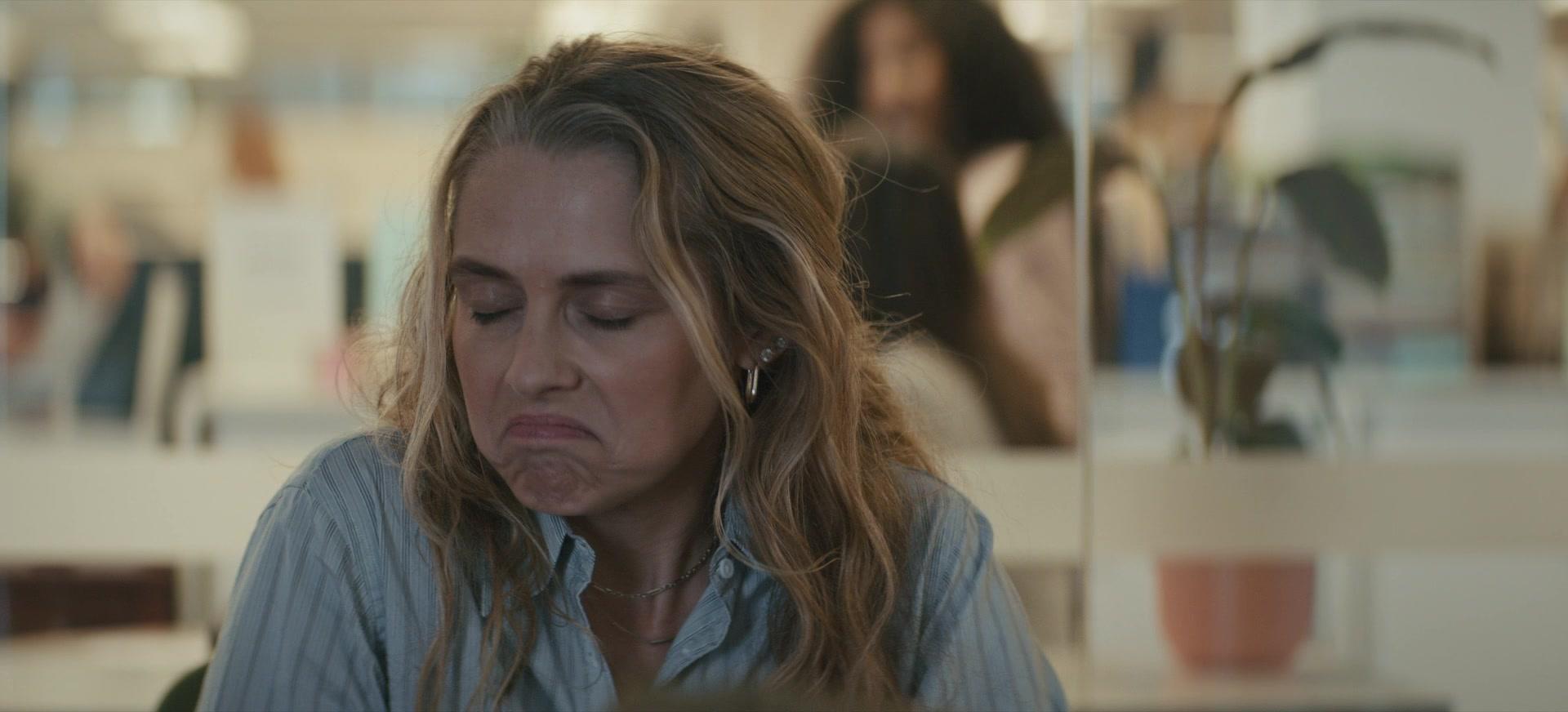 The_Last_Anniversary_S01E01_1080p_2781.jpg The_Last_Anniversary_S01E01_1080p_2781.jpg