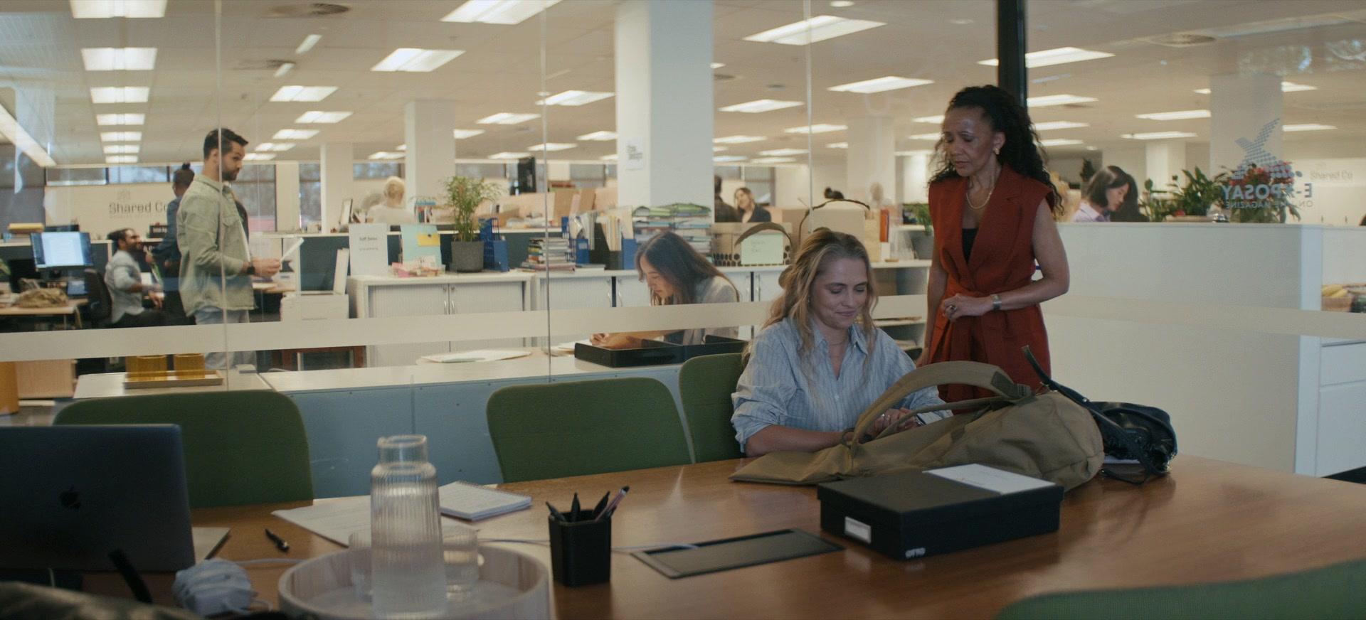 The_Last_Anniversary_S01E01_1080p_2789.jpg The_Last_Anniversary_S01E01_1080p_2789.jpg
