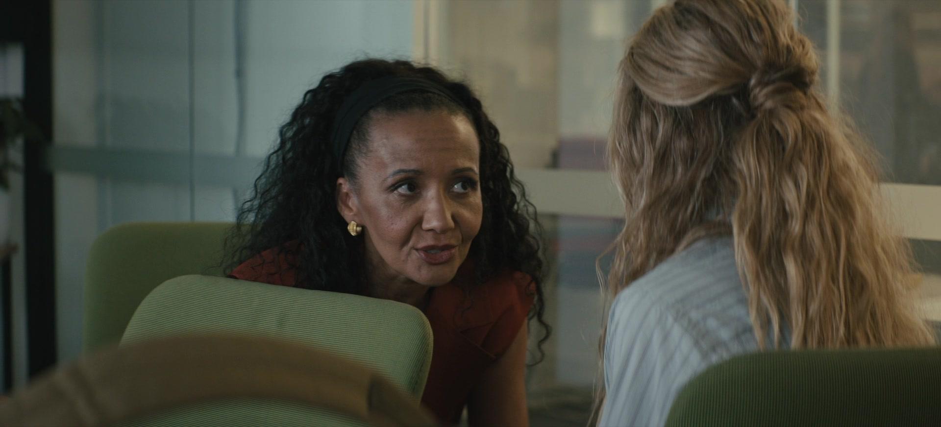 The_Last_Anniversary_S01E01_1080p_2919.jpg The_Last_Anniversary_S01E01_1080p_2919.jpg