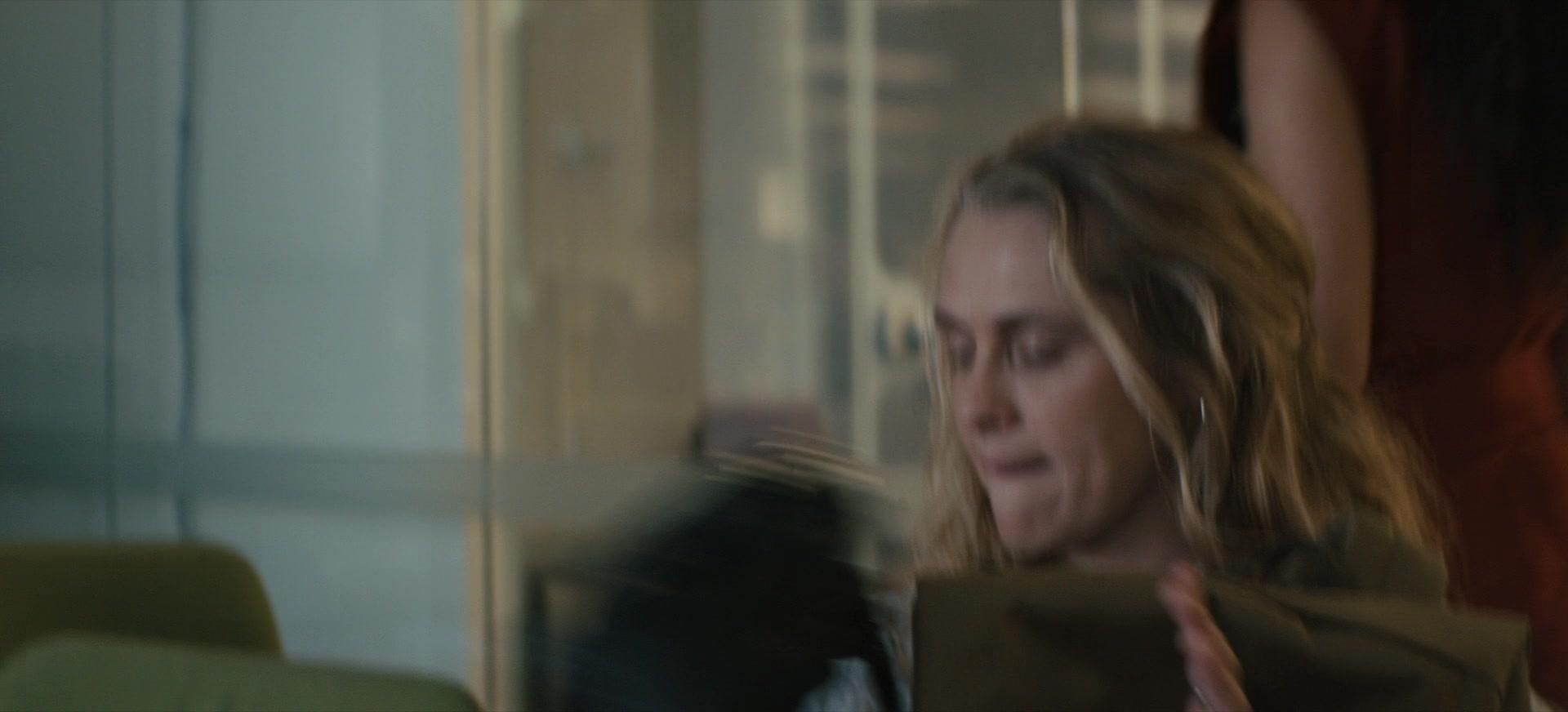 The_Last_Anniversary_S01E01_1080p_2939.jpg The_Last_Anniversary_S01E01_1080p_2939.jpg