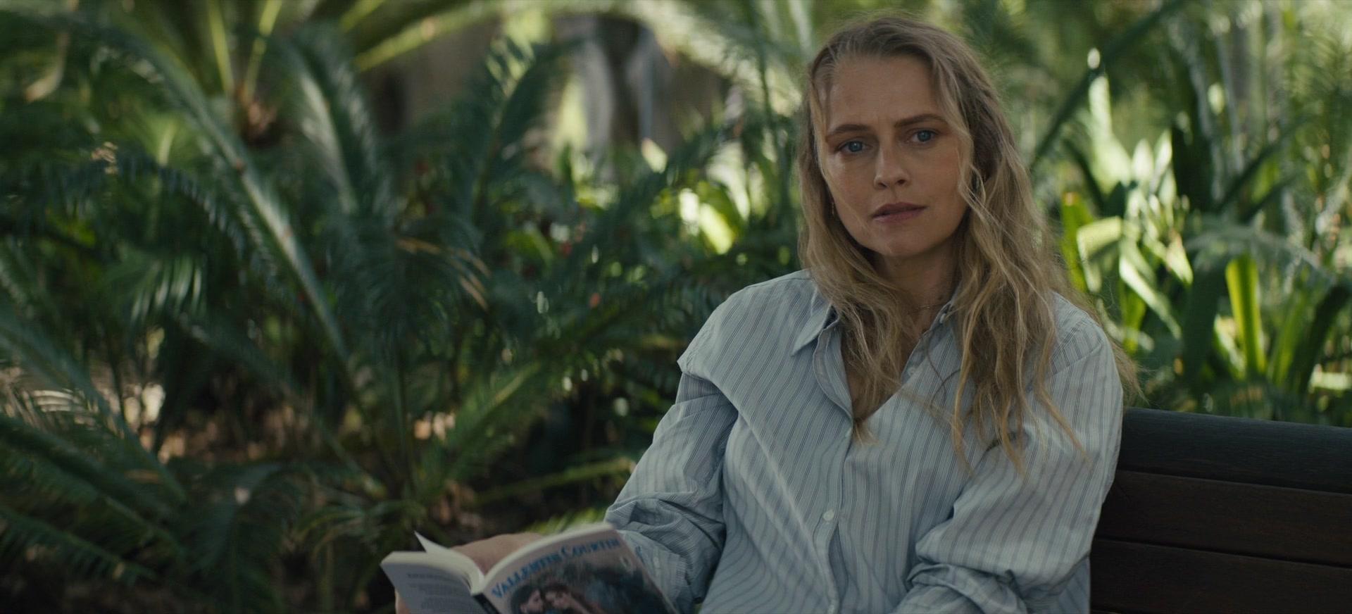 The_Last_Anniversary_S01E01_1080p_2992.jpg The_Last_Anniversary_S01E01_1080p_2992.jpg