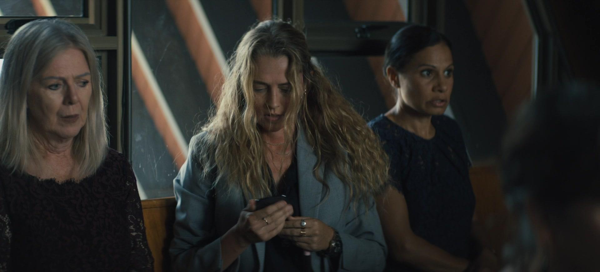 The_Last_Anniversary_S01E01_1080p_5077.jpg