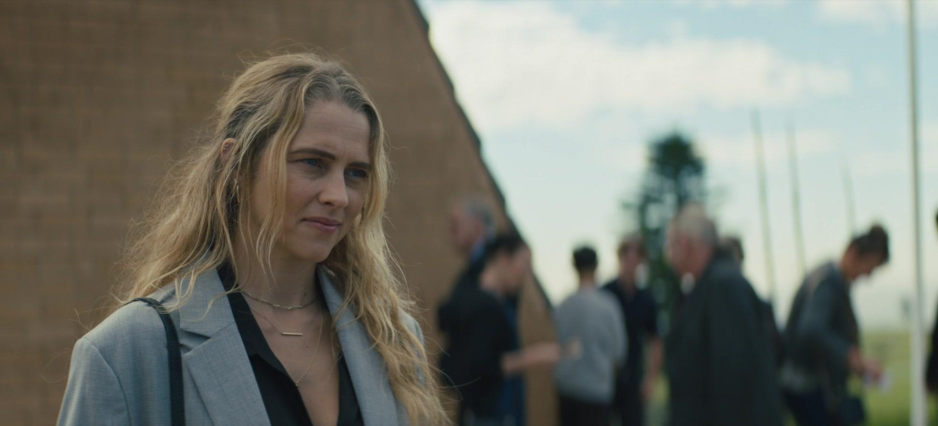 The_Last_Anniversary_S01E01_1080p_5437.jpg