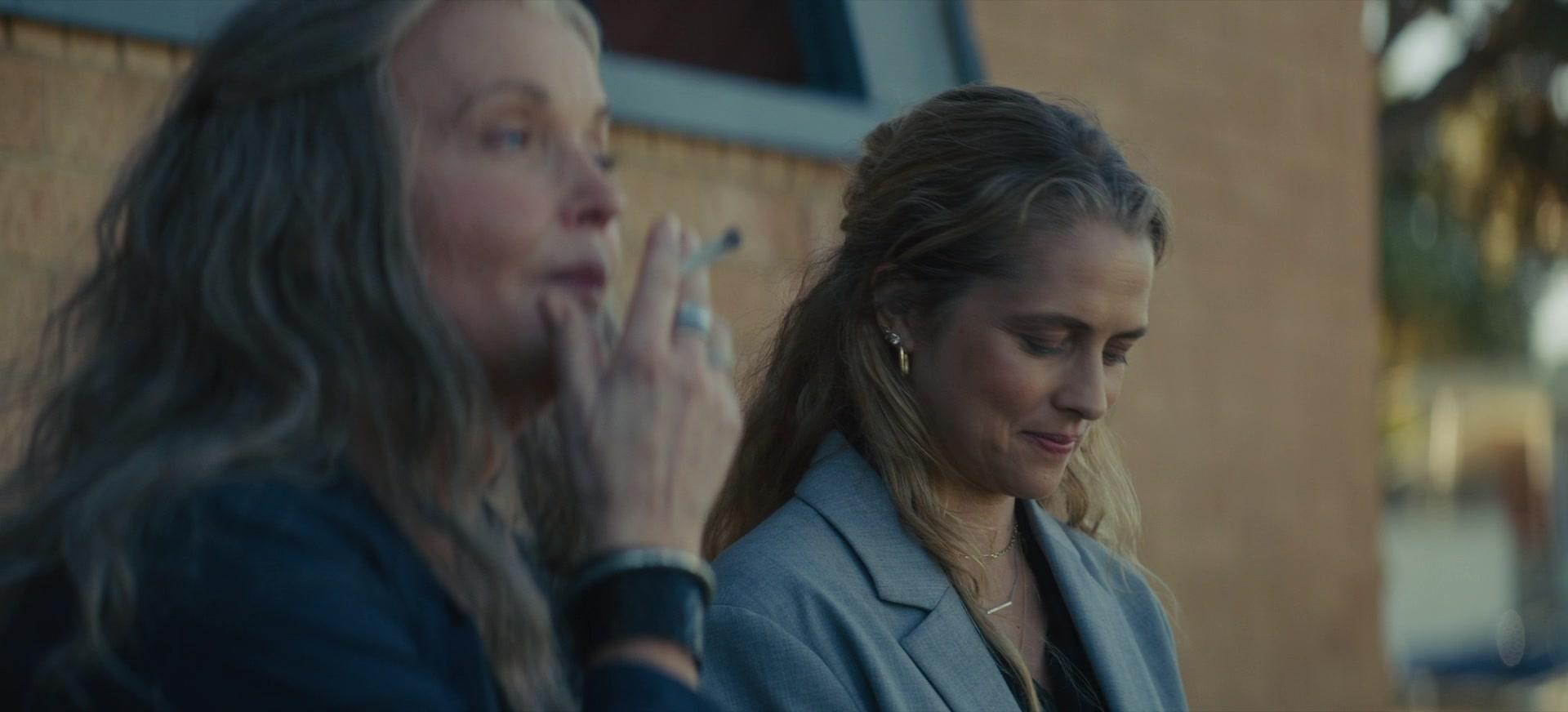 The_Last_Anniversary_S01E01_1080p_5836.jpg