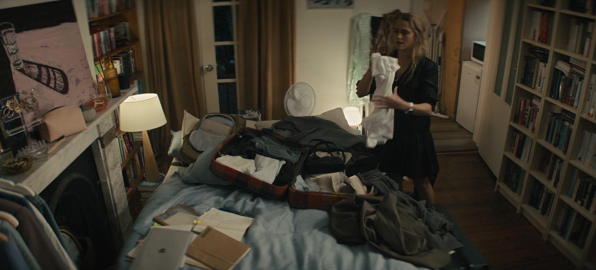 The_Last_Anniversary_S01E01_1080p_6678.jpg The_Last_Anniversary_S01E01_1080p_6678.jpg