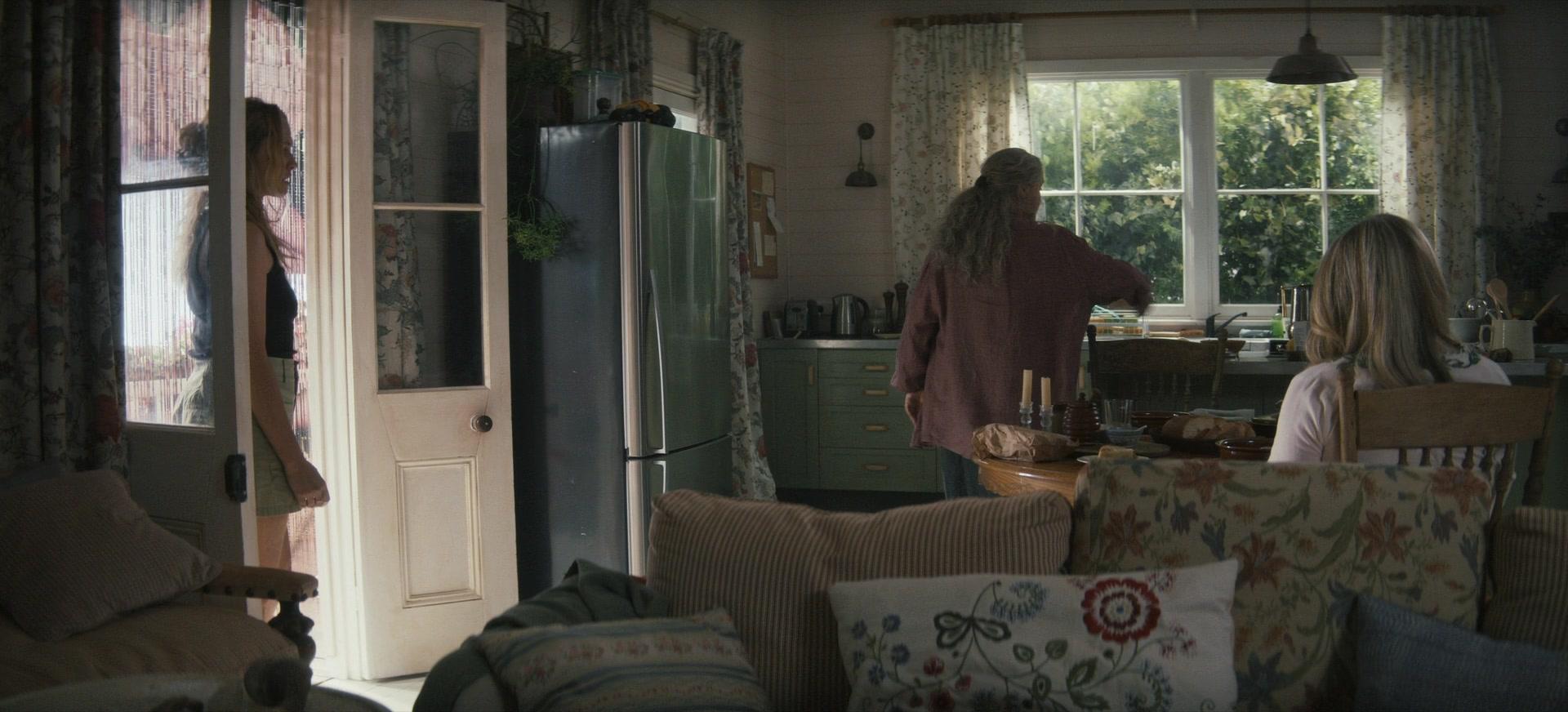 The_Last_Anniversary_2025_S01E03_ATP_002982.jpg The_Last_Anniversary_2025_S01E03_ATP_002982.jpg