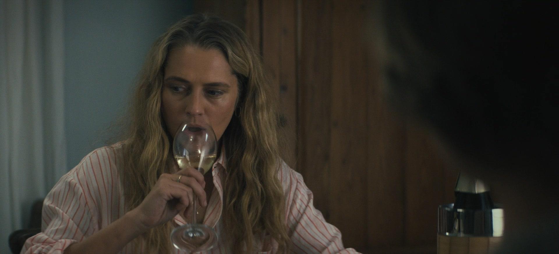 The_Last_Anniversary_2025_S01E03_ATP_006138.jpg