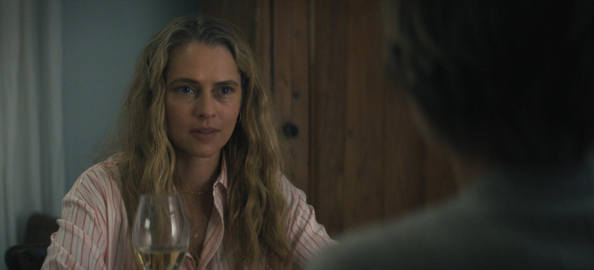 The_Last_Anniversary_2025_S01E03_ATP_006172.jpg The_Last_Anniversary_2025_S01E03_ATP_006172.jpg
