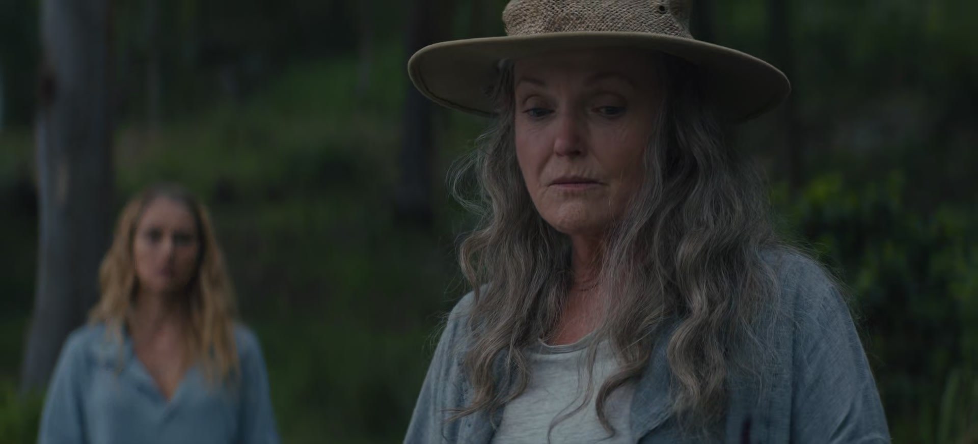 adoringteresap_thelastanniversary_1x04_caps_0536.jpg